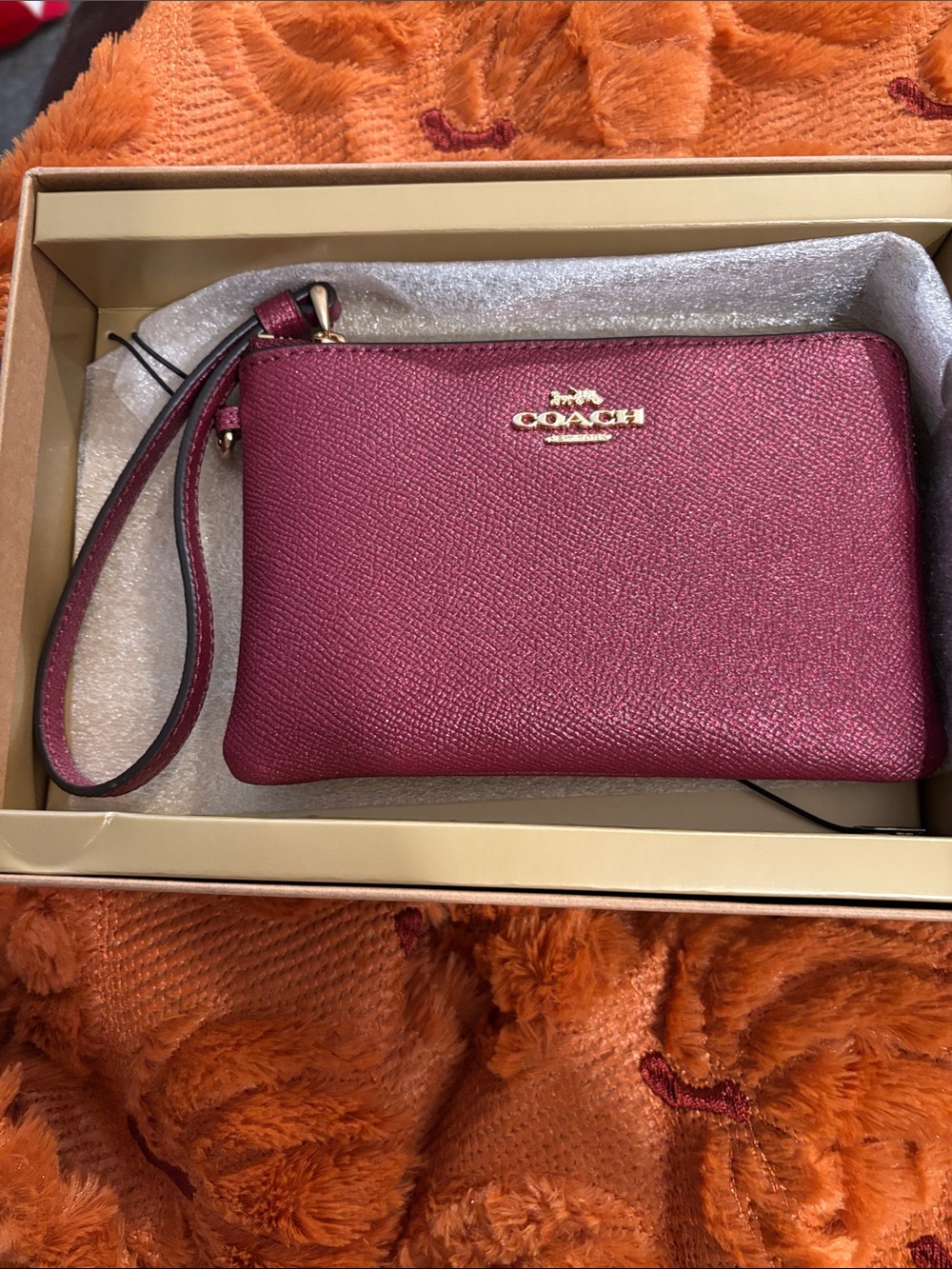 Coach Pebble Leather Wristlet in Berry
